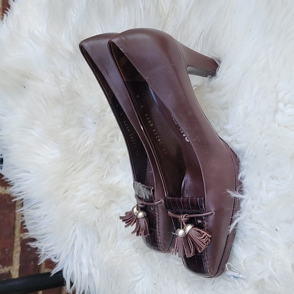 Salvatore Ferragamo fringe pumps 8 - Picture 1 of 12